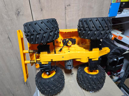 [USED]Tamiya 1:10 - Dump Truck - built and ready to use - sold with 2.4ghz controller