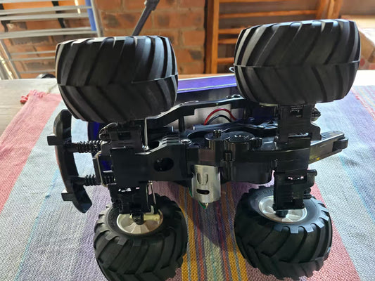 [USED]Tamiya VW Beetle Lunchbox - Built and ready to run, sold with Controller
