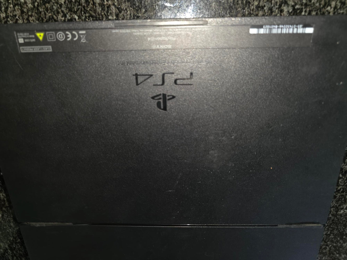 [USED] Playstation 4 500GB Console