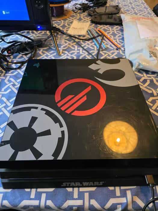 [USED] PS4 Playstation Pro 1TB - Star Wars Edition
